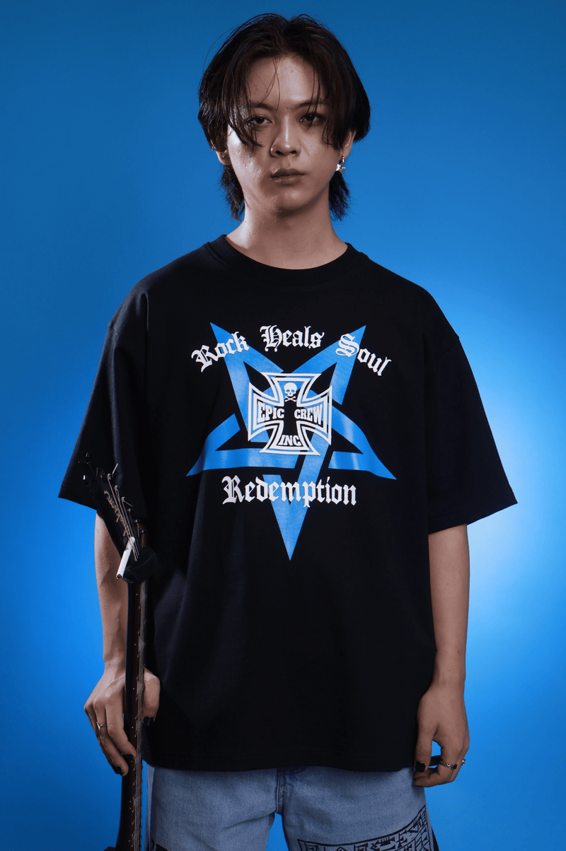 Pentagram Tee with Model1
